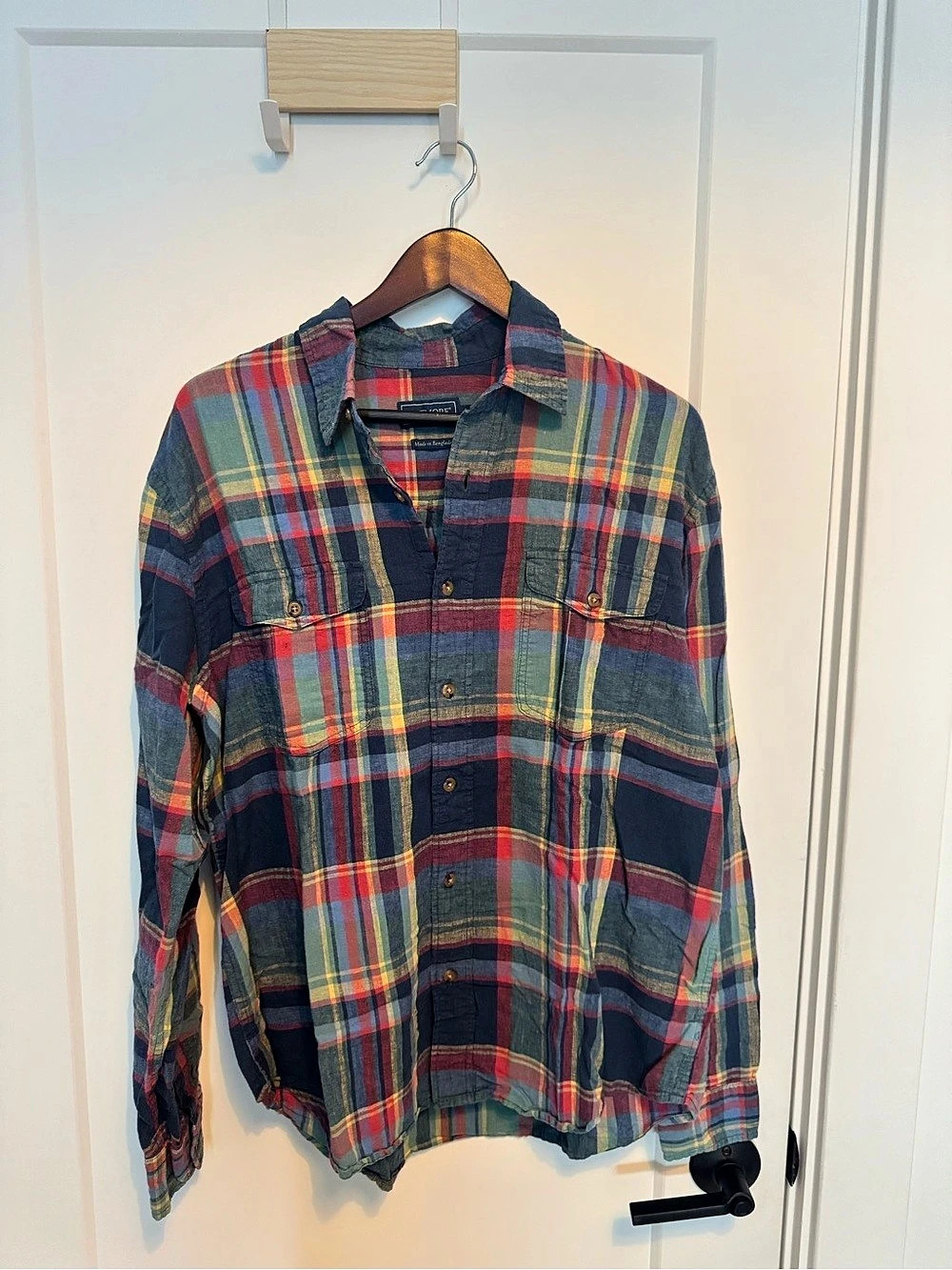 Biltmore Men's Plaid Button Down in Blue & Red Large Like New